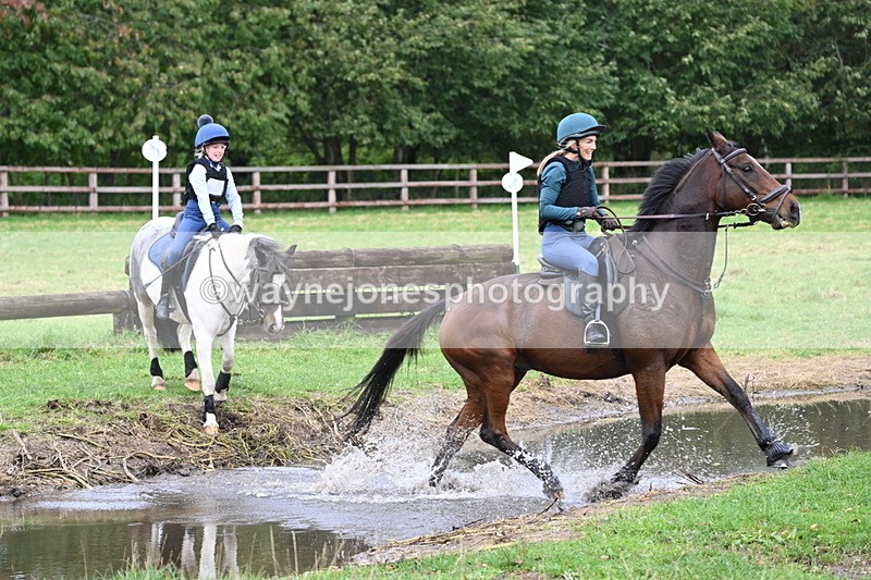 WJ6_2995 - Time at Photographer 11:01 to 11:20