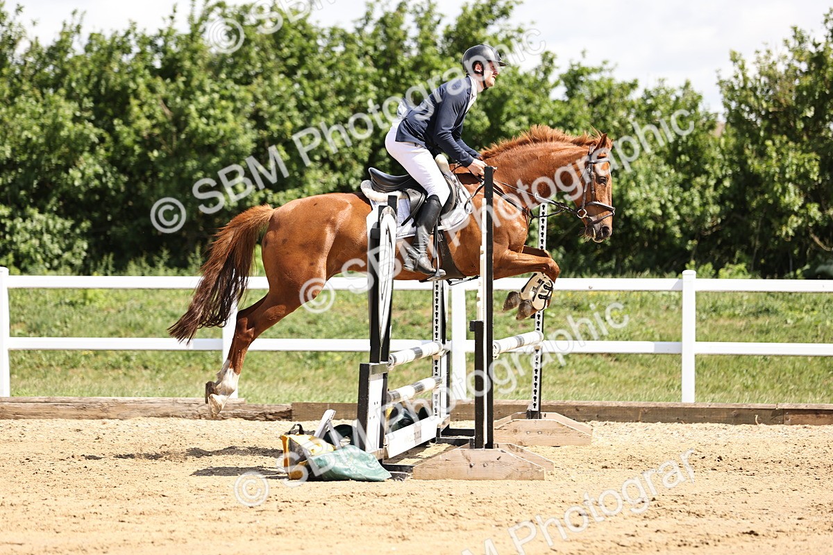 SBM_002355 - Class 9 - Senior British Novice - 90cm