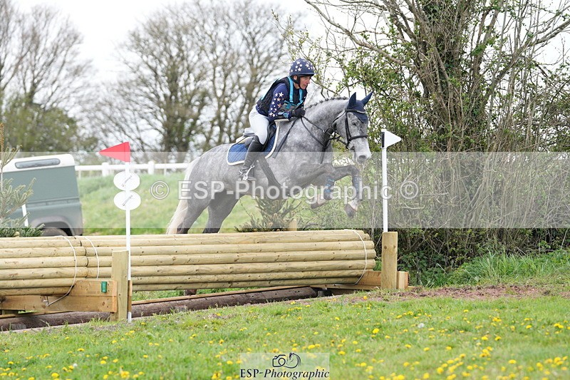 250419-160014-13049 - 664-Leigh.Smallacombe-CRUISING.CARRA