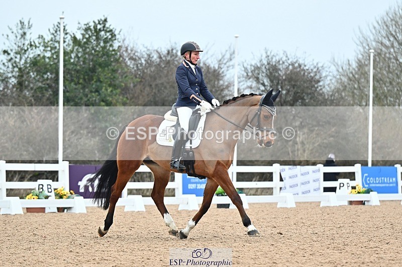 250214-104135-00863 - 221-Alice.Peternell-Noa.Le