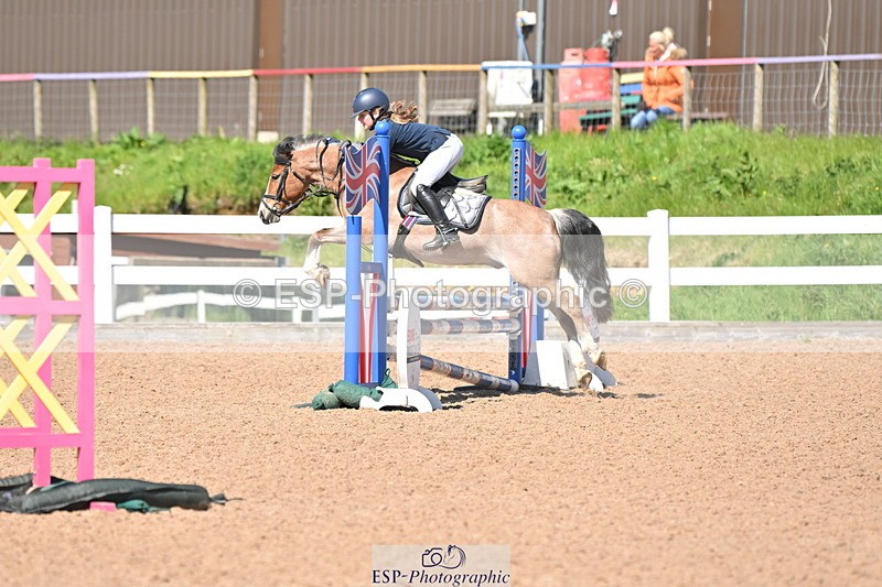 240504A-153012-02572 - Cls 22 & 23 Stepping Stones 128cm & 138cm & Under11's