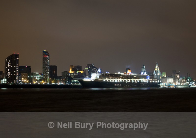 Queen Mary 2 - Night Shoots
