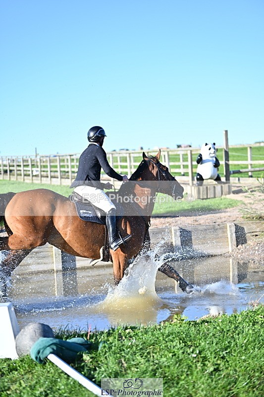 240912A-174150-02743 - Cls 7 Snr 90cm Open Speed Derby