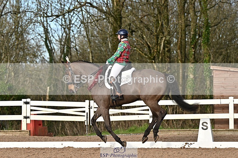 241214-131707-02372 - 106-Tyler.Bradshaw-Mexx