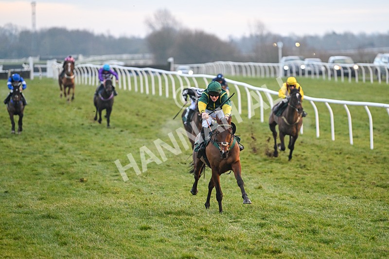 220125-Race 6-Bathgate-3600 - Race 6