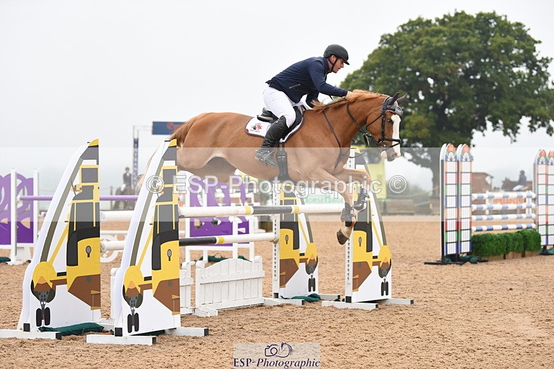 230916A-110236-03980 - Cls 14 Snr Foxhunter