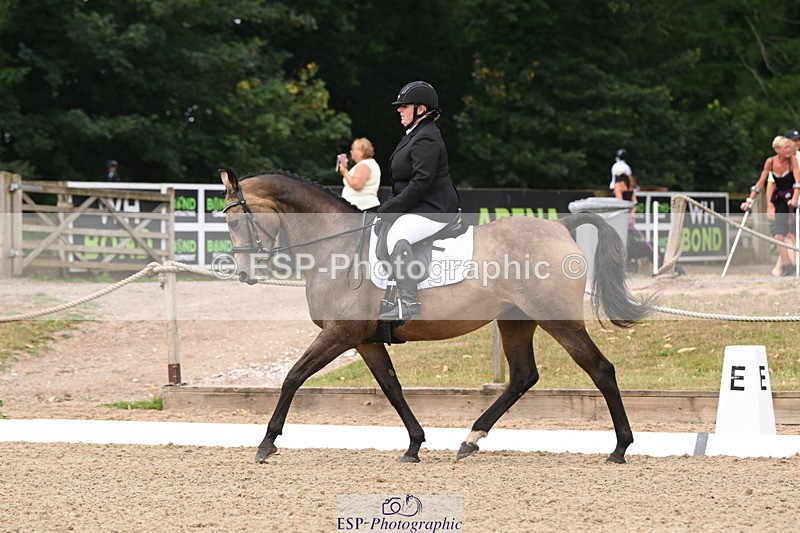 250719A-104232-03975 - 127-Jocelyn.Gilmore-Spring.Lily