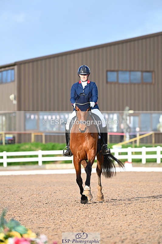 240218A-160316-09308 - 209-Charlotte.Dicker-Catherston.Tarantella