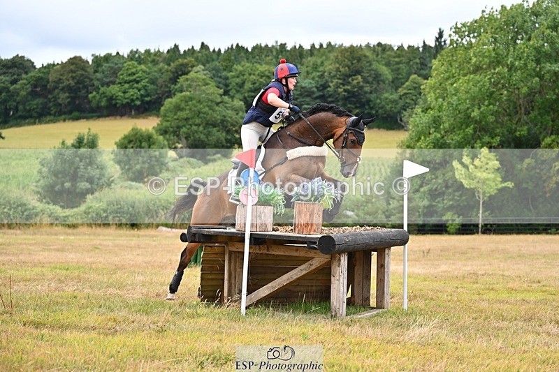 250803A-123506-13442 - M-554-Lucy.Henretty-Lee-AMANDI.VIVENDI