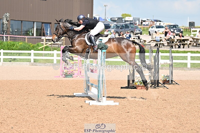 240509A-150113-02872 - Cls 5 1.05m National Am Quali