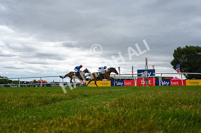 220726-Race 4-Sound Gloria-4648 - Race 4 15.42pm racingtv.com/freetrial Handicap