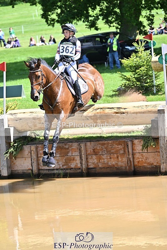 240525-114411-12825 - 360-JELSON-Lucy_Collecott