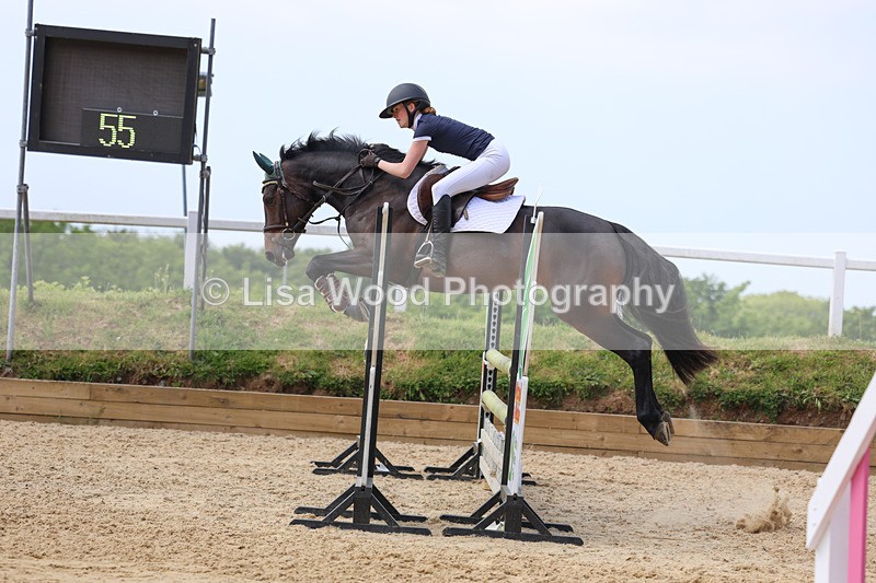 3E7A0528 - Class 10: Senior 95cm open