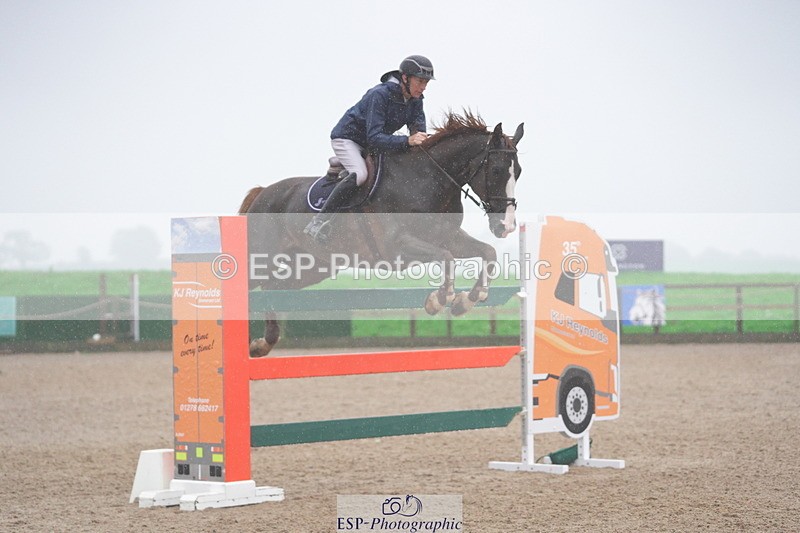 231017A-111012-06664 - Cls 26 Chard Equ Grand Prix