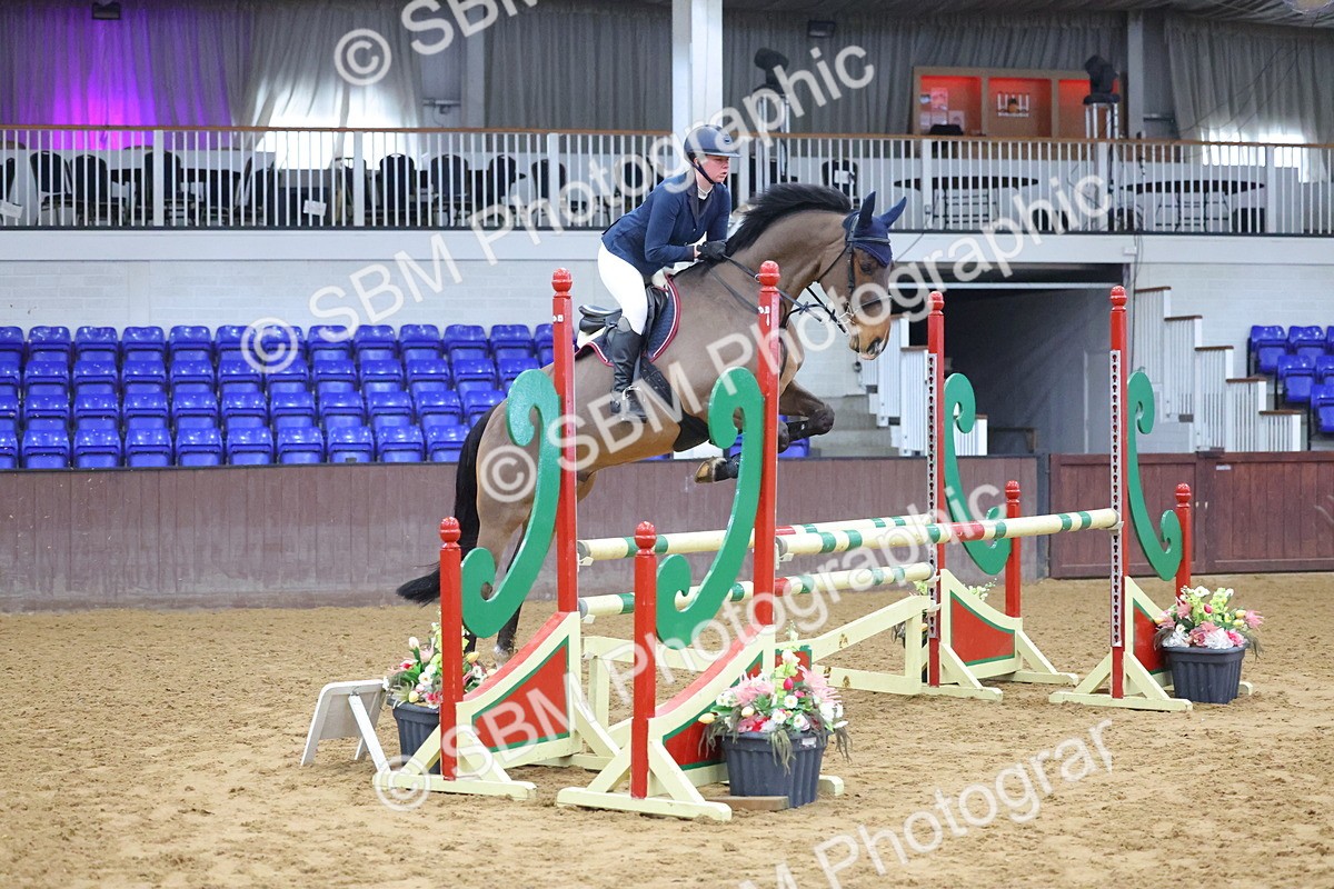 SBM_008571 - Class 21 - Nupafeed Supplements Senior Discovery/ 1m Open - First Round (1.00m)