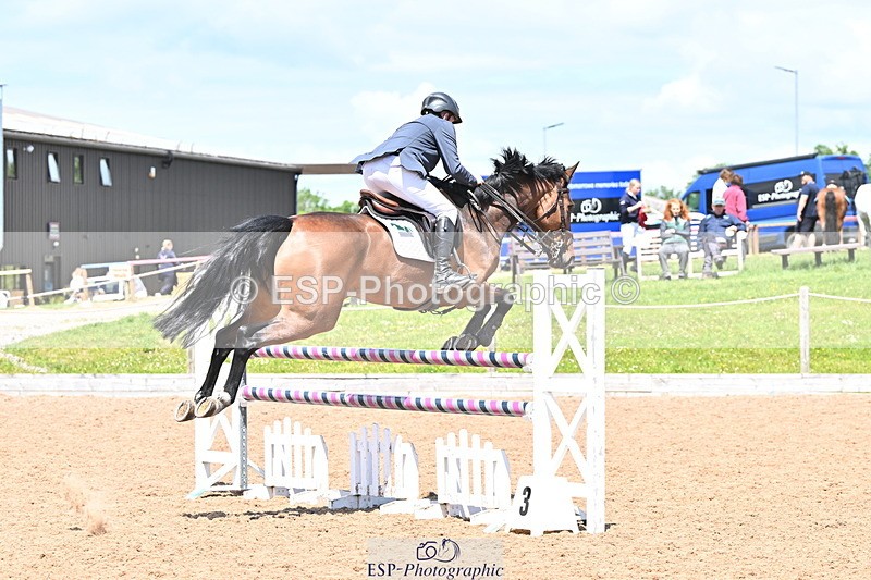 240608A-130944-02487 - Cls 4 Snr Newcomers and 1.10m Open