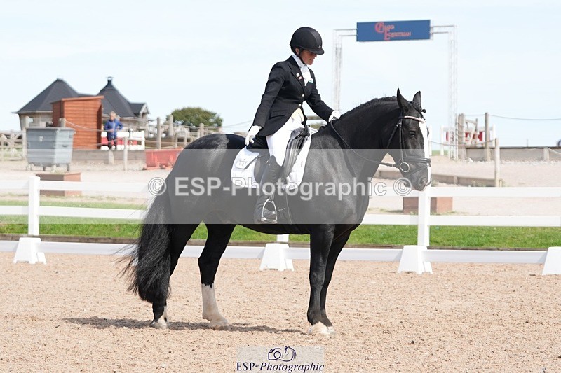 250906-140655-03884 - 021-Francesca.TurnerAlbie