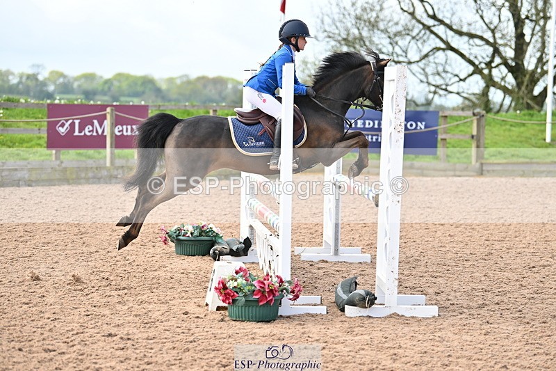 240506A-110646-08402 - Cls 3  Pony Discovery & 90cm Open