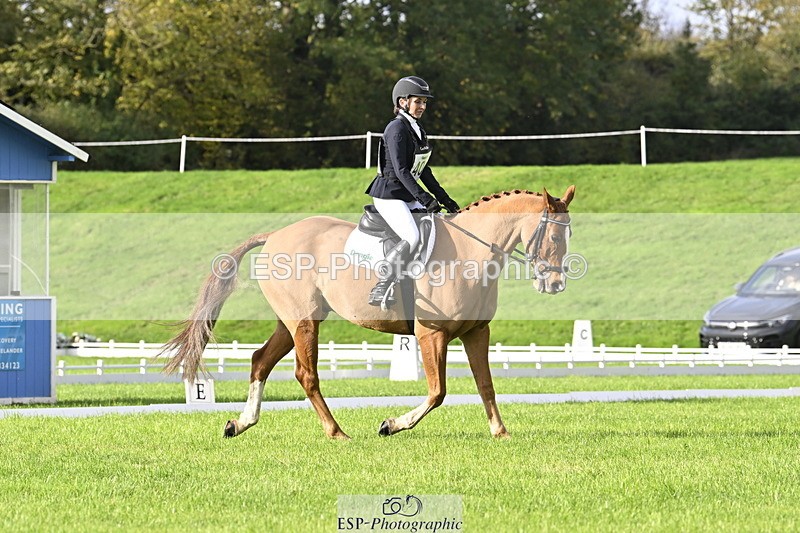 251023A-102446-02846 - F-404-Lucy.Strong