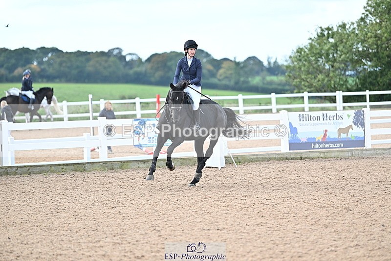 241005A-112022-03292 - SAT Cls 17 95cm Amateur Quali