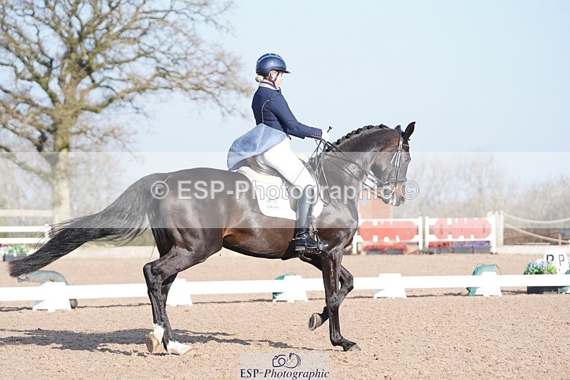 250403-090412-00116 - 003-Abbie.Newbury-Seagry.Firstamour