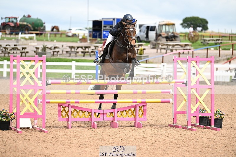 240802A-142302-04777 - Cls 26 1.10m Amateur Qualifier