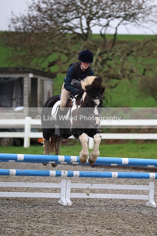 3E7A7108 - Class 2: 80cm Part 2