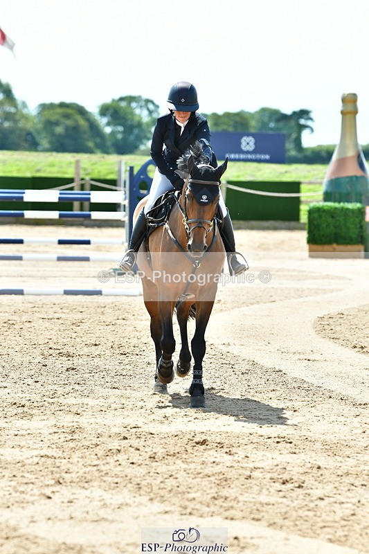 230720A-113610-02180 - Cls 5, 2 Star Medium 1.35m