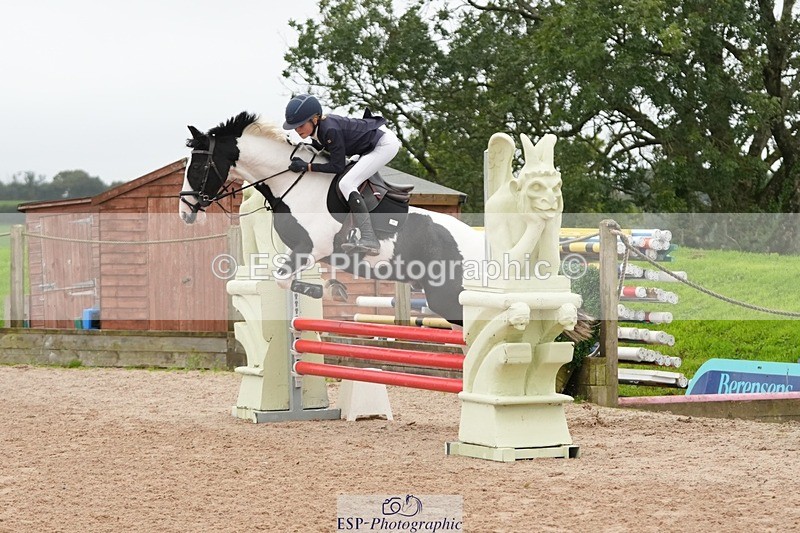 250920-160940-01569 - Cls 22 Pony Intro 90cm Derby