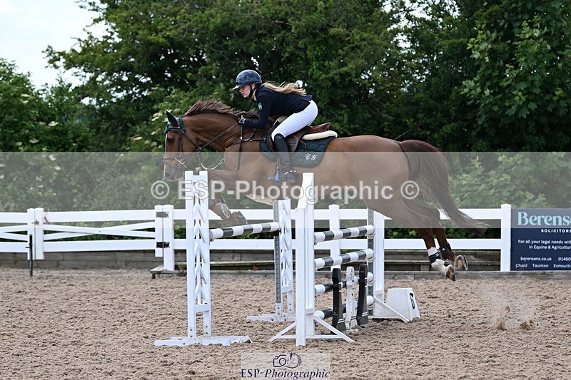 240619A-144808-00766 - Cls 4 Snr Newcomers and 1.10m Open