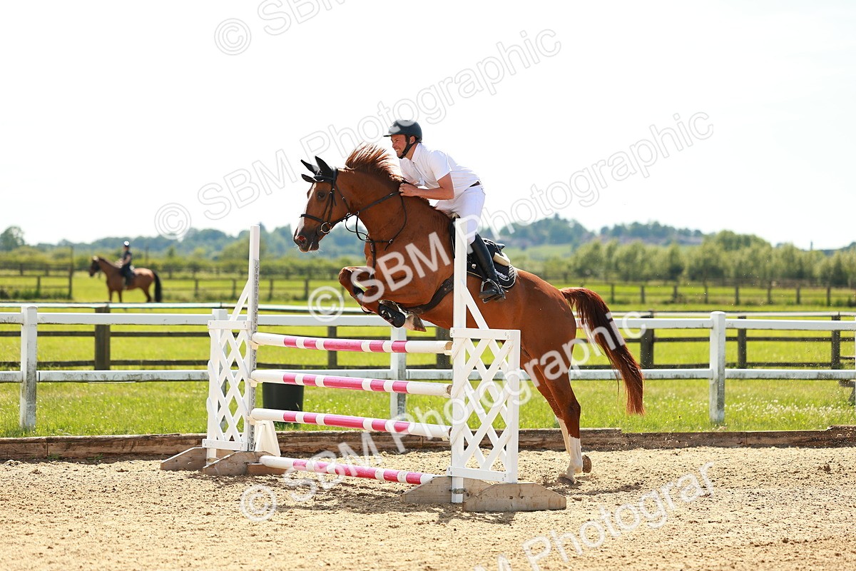 SBM_002581 - Class 4 - Senior Newcomers - 1.10m