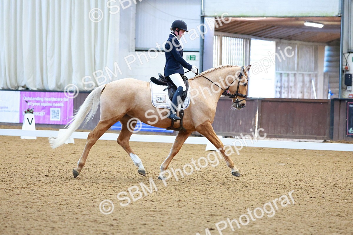 SBM_001165 - Class 18-15-16-22 - Elementary 5 Novice 5-Novice 6