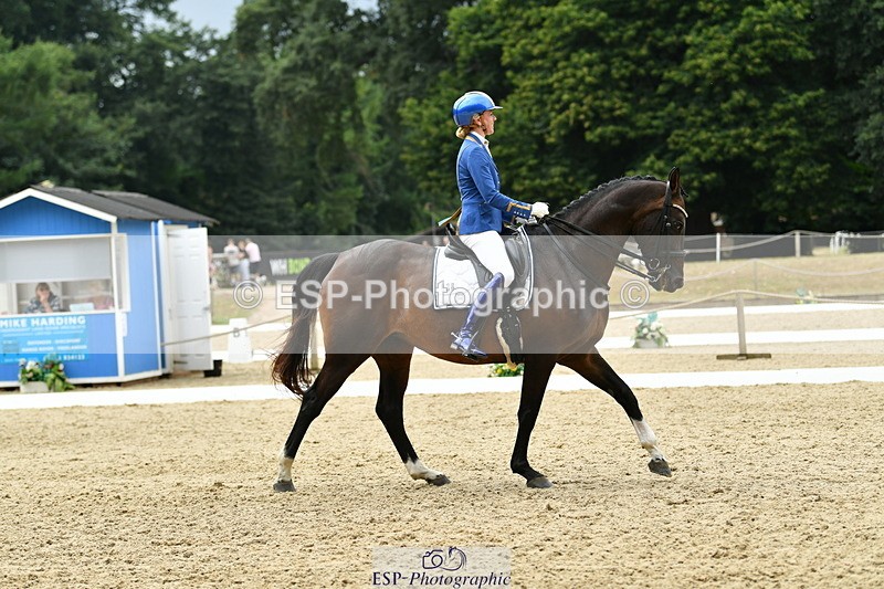 250718A-140225-01966 - 038-Natasha.Collings-Costello-Dovevale.Tender.Dove