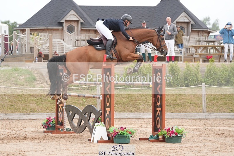 250718-112020-09977 - Cls 2, 3 Star Small Tour Break til End