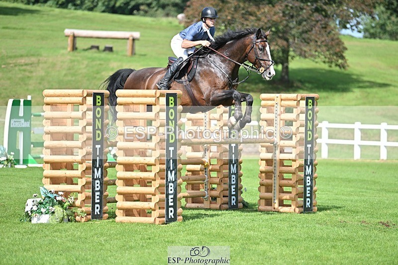 230909-122538-05465 - Cls 11 Snr Foxhunter & 1.20m Open