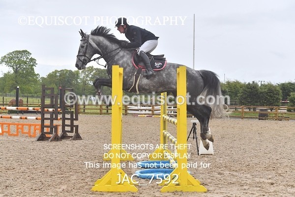 JAC_7592 - CLASS 14  Senior Newcomers/ 1.10m Open