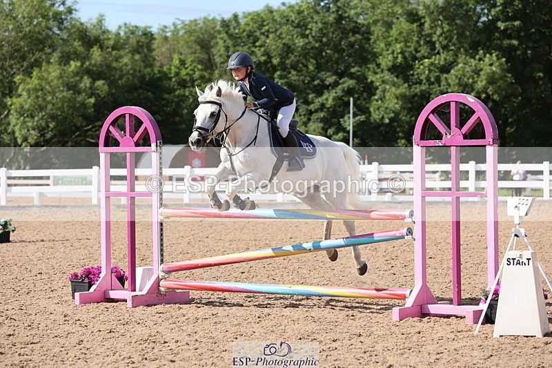 240629A-171023-08281 - Cls 13 Stepping Stones 128cm + 138cm