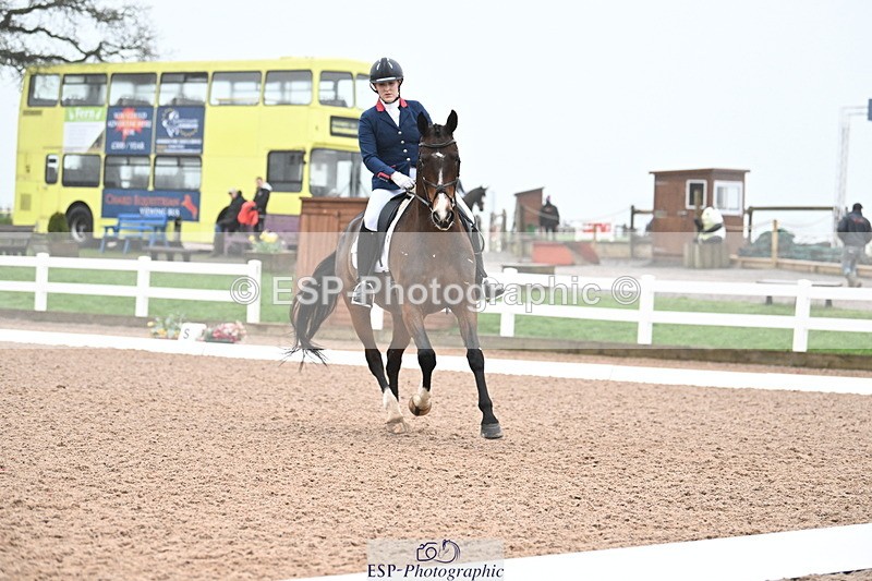 240217A-100243-00690 - 207-Charlotte.Dicker-Time.to.Fly.II