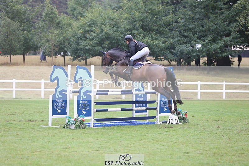 250830A-142728-06997 - Cls 16 Snr Newcomers and 1.10m Open