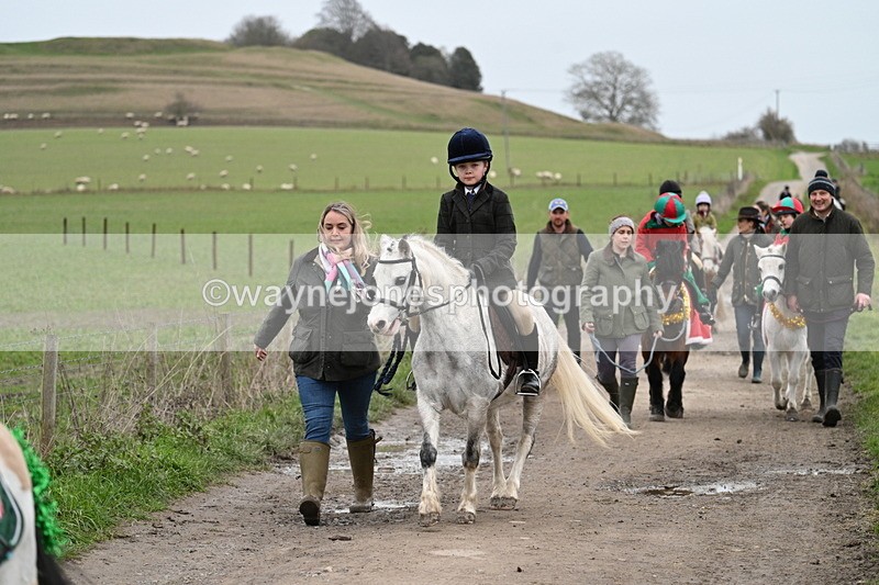 WJ7_1348 - Walk Home