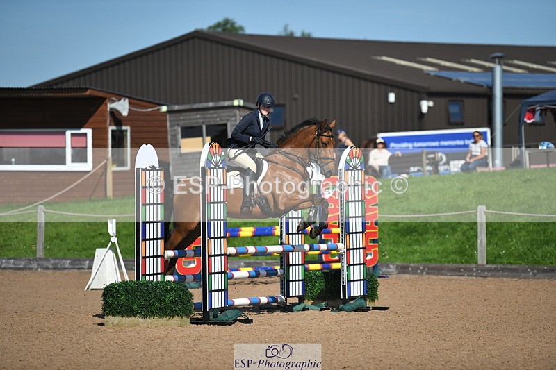 230903A-102716-03703 - Cls 12 95cm Amateur Quali