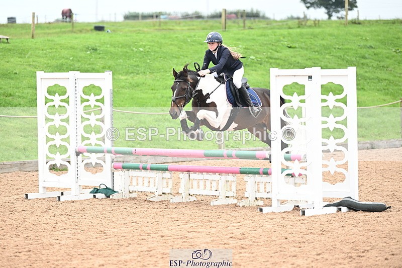 240907A-122526-01609 - Cls 3 Pony Medium Team 80cm & 90cm