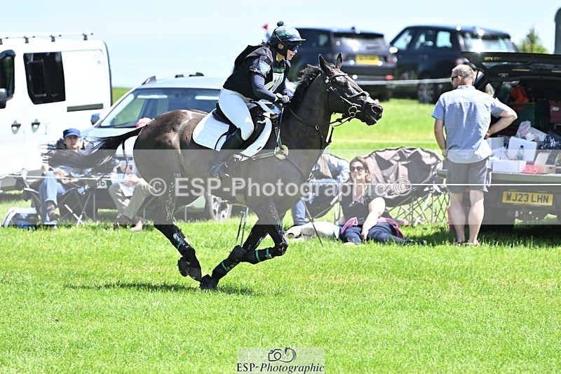 240525-124450-14203 - 101-MORELANDS_CASANOVA-Daisy_Bathe