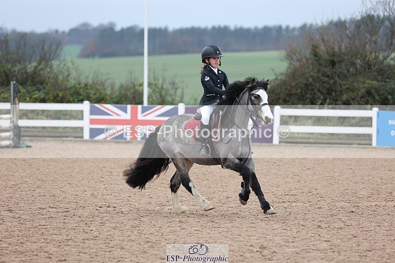241116X-104647-00955 - Cls 08 Pony Winter Nov Champs J-O