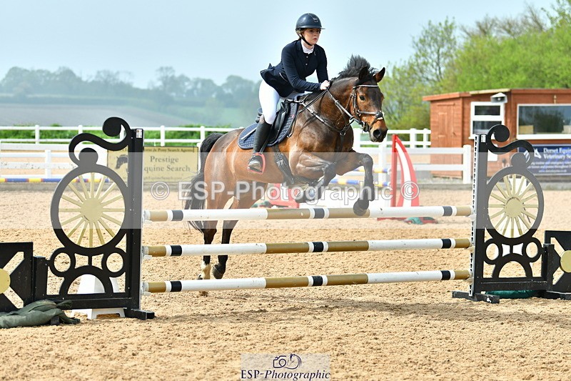 230514A-103107-02265 - Cls 22 Pony Discovery & 90cm Open
