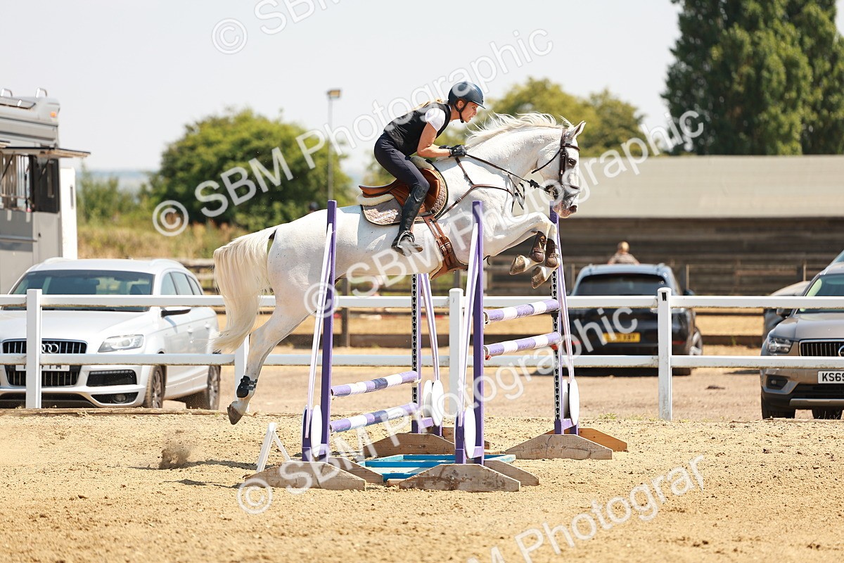 SBM_002010 - Class 5 - Senior Foxhunter - 1.20m