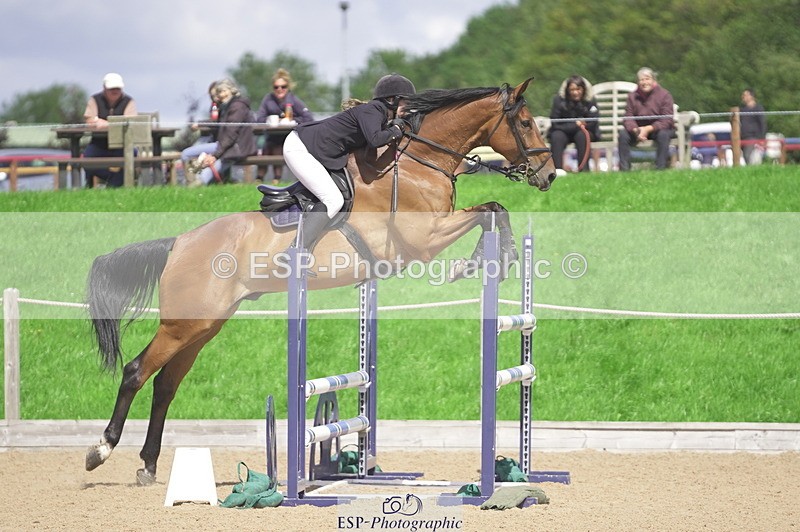 230806A-123644-02018 - Cls 14 Snr Foxhunter & 1.20m Open