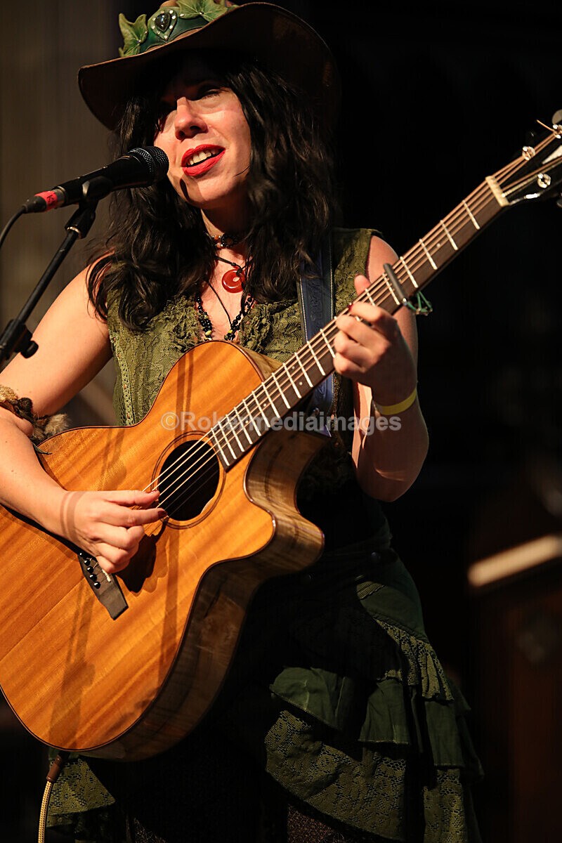 FOLK N BLUES-349 - FOLK and BLUES SEPT 2022