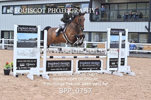 BPP_0757 - CLASS 29 SUN GFS Saddles Senior Newcomers/1.10m Open