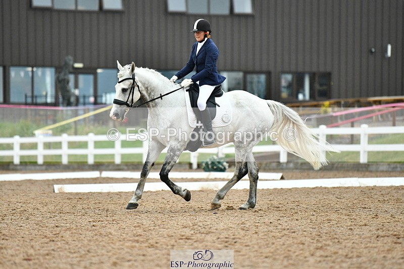 230630A-160100-03413 - Cls 9 Quest Novice 28